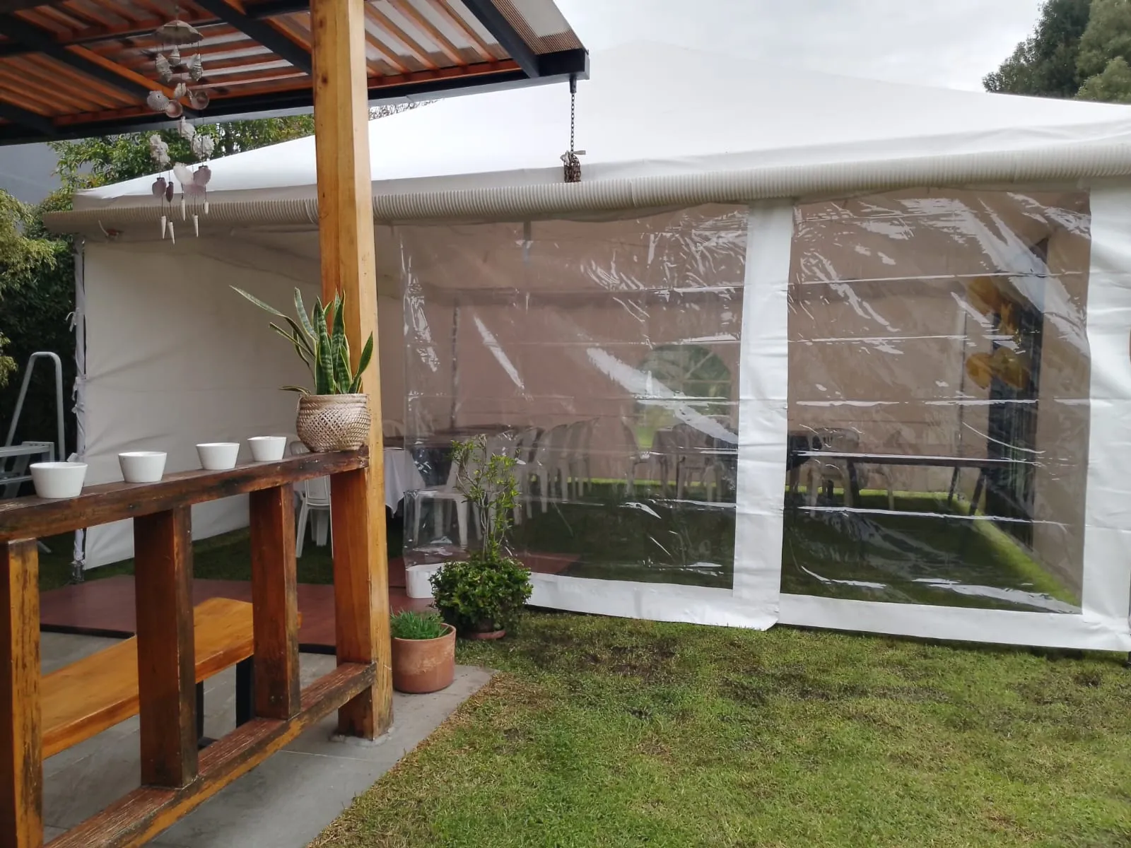 Carpa instalada para evento